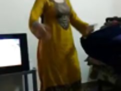 مدل پورنو جوان می تواند در برابر یک مربی یوگا جذاب مقاومت نکند و فاک شود